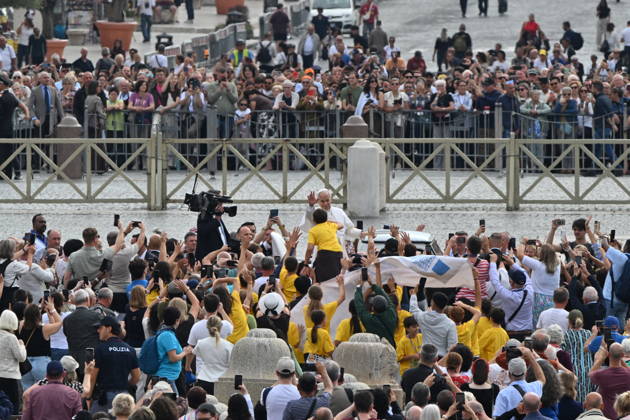 RECORD DATE NOT STATED Italy, Rome,Vatican 2026-10-07 : Pope Leo XIV during his weekly general audience in St Peter s Square Italy, Rome,Vatican 2026-10-07 : Pope Leo XIV during his weekly general audience in St Peter s Square Copyright alessia.giuliani CPP EDITORIAL USE ONLY - NO BOOKS Copyright: xAlessiaxGiuliani Catholicpressphotox