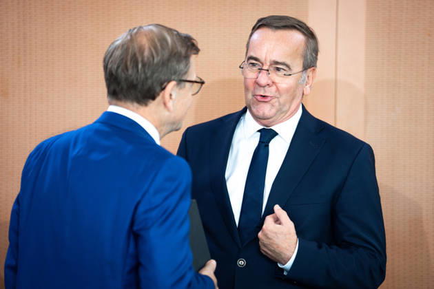 61st Meeting of the Federal Cabinet – Latest News, October 7, 2026, Berlin, Boris Pistorius, Federal Minister of Defense, in conversation with Dr. Johann David Wadephul, Federal Minister of Foreign Affairs, ahead of the Cabinet meeting; Federal Cabinet meeting at the Federal Chancellery in Berlin, Berlin, Germany