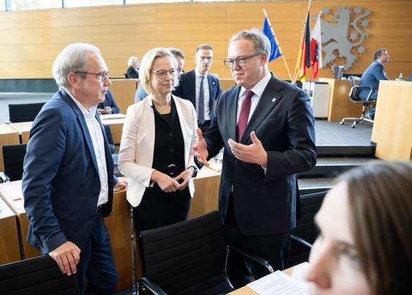 8 THURINGIAN STATE PARLIAMENT 55th PLENARY SESSION ** FOR EDITORIAL PURPOSES ONLY ** EDITORIAL USE ONLY ** Oct. 7, 2026, Erfurt, Thuringian State Parliament, 8th Legislative Term, 55th Plenary Session (photo): Minister-President M Copyright: SaschaxFromm doc87xbt4nkax214sy4xnd0 ,EDITORIAL USE ONLY Copyright: SaschaxFromm