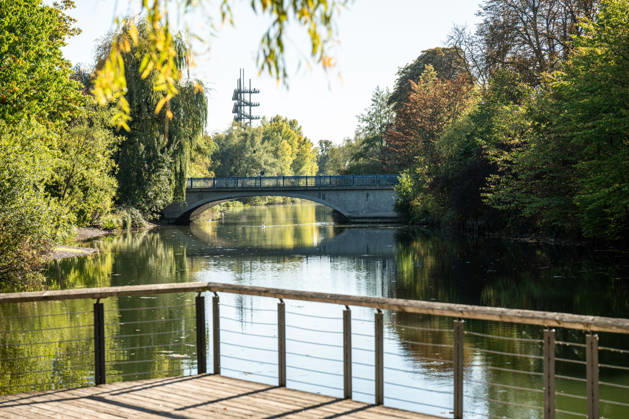Sunshine Instead of Autumn Gray: Kehl Enjoys Mild October Weather; Sunny and, for this time of year, mild autumn weather on W Copyright: x xonw-imagesx x-x