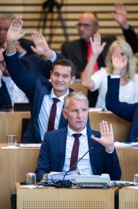 8 THURINGIAN STATE PARLIAMENT 56th PLENARY SESSION ** FOR EDITORIAL USE ONLY ** EDITORIAL USE ONLY ** Oct. 7, 2026, Erfurt, Thuringian State Parliament, 8th Legislative Period, 56th Plenary Session. Photo: Björn Höcke (AfD), parliamentary group leader; Wiebke Muhsal (AfD). Germany, Thuringia, Erfurt. Copyright SaschaxFromm Copyright: SaschaxFromm doc87xel1tfwdk9z222g26 ,EDITORIAL USE ONLY Copyright: SaschaxFromm