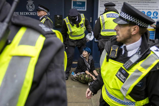 Pro-Israel Counter-Protest Disrupts Pro-Palestine Student March Russell Square, London, October 7, 2026 A pro-Palestine student march travelled from Lincoln™s Inn Fields towards Russell Square, where pro-Israel counter-protesters gathered with Israeli flags and placards. The counter-protest disrupted the student demonstration as police maintained a presence and kept the two groups separated., Credit:Zak Irfan Avalon Copyright: xZakxIrfanx xAvalonx 1141227615
