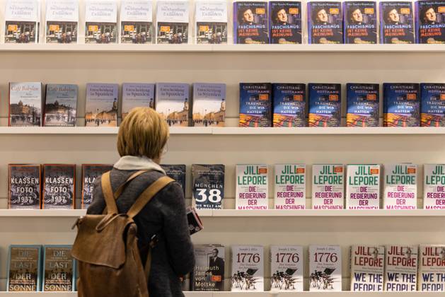 Visitors to the 78th Frankfurt Book Fair immerse themselves in new releases at the book fair in Frankfurt am Main. The 78th Frankfurt Book Fair will take place October 7–11, 2026, at the Frankfurt am Main Exhibition Center in Hesse, Germany. 2026-10-07_frankfurter-buchmesse_20