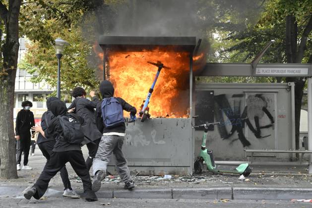 Liege Students Protest Against Austerity Measures 07 10 2026 LIEGE, BELGIUM - Students protesting the austerity measure package decided by the government of the FWB pictured on October 07, 2026 in Liege, Belgium, 07 10 2026 Liege Belgium Copyright: xPhilipxReynaersx