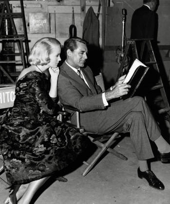 Eva Marie Saint, Cary Grant, North by Northwest , 1959 MGM Cinema Publishers Collection - No Release - For Editorial Use Only. Hollywood CA USA  Copyright: xHAx 32557_321CPC