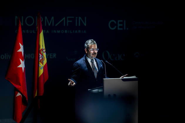 3rd Annual Hispanic Influence Awards Mariano de Paco, the Regional Minister of Culture, Tourism, and Sports for the Community of Madrid, speaks during the 3rd Annual Hispanic Influence Awards ceremony on October 7, 2026, in Madrid, Spain. The main objective of the Hispanic Influence Awards is to recognize excellence, talent, creativity, and leadership of individuals and institutions that strengthen ties within the Spanish-speaking community and promote Hispanic values on a global scale. OCTOBER 7, 2026 HISPANIC INFLUENCE AWARDS SPANISH-SPEAKERS HISPANIC IDENTITY Madrid Madrid, Spain  Copyright: xRicardoxRubiox 7827273