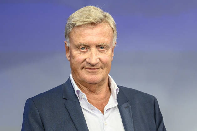 Pictured, from left: Ole von Beust, CDU, former First Mayor of Hamburg, GER, Berlin, studio, guest on Maischberger, political talk show, TV, program, with host Sandra Maischberger, Das Erste, from Adlershof, Am Studio 20, October 7, 2026, Copyright: HMBxMedia UwexKoch
