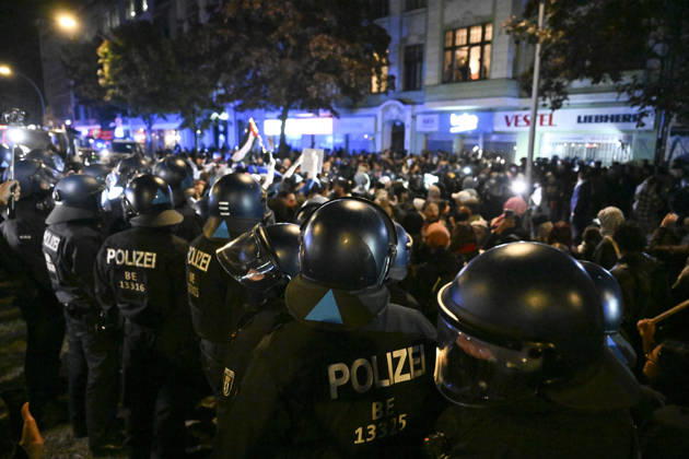 Police in Berlin intervened in demonstrations in support of Palestinians BERLIN, GERMANY - OCTOBER 7: German police intervene a pro-Palestinian demonstration in Berlin, Germany on October 7, 2026. More than a thousand demonstrators gathered at Oranien Square to protest Israeli attack on Gaza and marched toward Hermann Square before police broke up the rally near the Kottbusser Tor subway station, detaining numerous participants. Halil Sagirkaya Anadolu Berlin Germany. Editorial use only. Please get in touch for any other usage.  Copyright: x2026xAnadoluxHalilxSagirkayax