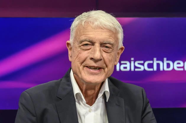 Pictured, from left: Werner Sonne, journalist and author, GER, Berlin, studio, guest on Maischberger, political talk show, TV, program, with host Sandra Maischberger, Das Erste, from Adlershof, Am Studio 20, October 7, 2026, Copyright: HMBxMedia UwexKoch