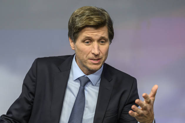 Pictured from left: Moritz Schularick, economist, GER, Berlin, studio, guest on Maischberger, political talk show, TV, program, with host Sandra Maischberger, Das Erste, from Adlershof, Am Studio 20, October 7, 2026, Copyright: HMBxMedia UwexKoch