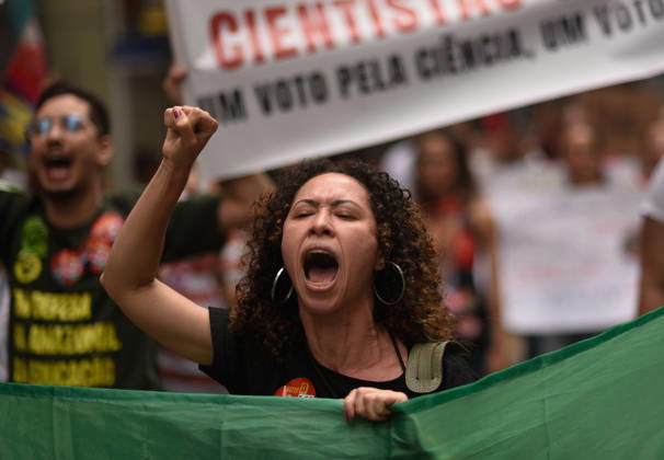 Thousands of demonstrators gathered in downtown Rio de Janeiro RIO DE JANEIRO, BRAZIL - OCTOBER 7: Thousands of demonstrators gathered in downtown in support of presidential candidate Luiz Inacio Lula da Silva (PT) ahead of the second round of Brazil’s presidential election in Rio de Janeiro on October 7, 2026. The demonstration, organized under the name Youth on the Streets for Democracy, began at Candelaria and continued with a march toward Cinelandia. Students gathered at noon for an event organized by the Rio de Janeiro State Students’ Union (UEE-RJ) as a peaceful demonstration in defense of democracy, student rights, education and equality. Fabio Teixeira Anadolu Rio de Janeiro Brazil. Editorial use only. Please get in touch for an  Copyright: x2026xAnadoluxFabioxTeixeirax