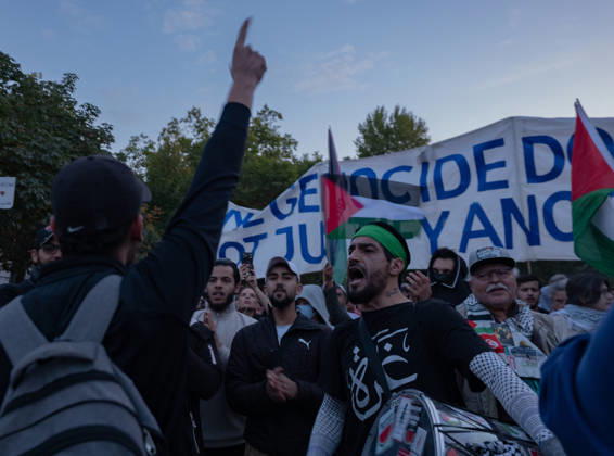 October 7, 2026, Berlin, Germany: Hundereds of pro-palestinian protesters gather in Berlin, Germany, on October 7, 2026. This marks the three-year anniversary of the Hamas led border attacks in Southern Israel. Germany  - ZUMAj167 20261007_zip_j167_013 Copyright: xSvetxJacquelinex