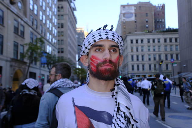 NEW YORK, NY - OCTOBER 7: Anti-Israeli and pro-Palestinian protestors converge during a vigil on the third anniversary of Hamas™ Oct. 7 attack in New York City on October 7, 2026. Copyright: xKatiexGodowskix