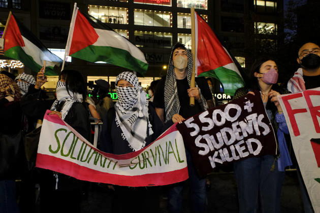 NEW YORK, NY - OCTOBER 7: Anti-Israeli and pro-Palestinian protestors converge during a vigil on the third anniversary of Hamas™ Oct. 7 attack in New York City on October 7, 2026. Copyright: xKatiexGodowskix