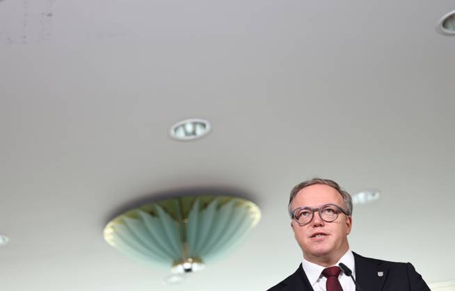Thuringian State Parliament Statement by Minister-President Mario Voigt (CDU), October 7, 2026, Erfurt, Thuringian State Parliament, Statement by Minister-President Mario Voigt (CDU); he has withdrawn the lawsuit and accepts the revocation of his doctoral degree