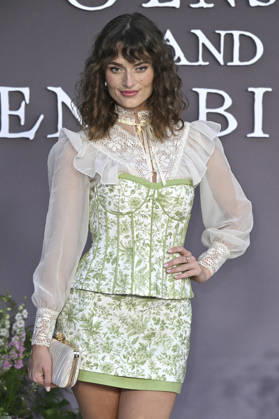 Lacey Claire Rogers at the premiere of the movie *Sense and Sensibility* at the United Theater in Los Angeles, October 7, 2026 Foto:xD.xStarbuckx xFuturexImagex sensuality_6011