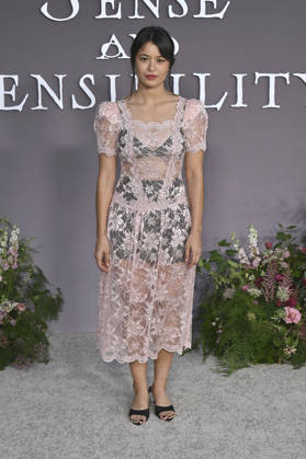 Sonia Mena at the premiere of the movie *Sense and Sensibility* at the United Theater in Los Angeles, October 7, 2026 Foto:xD.xStarbuckx xFuturexImagex sensuality_6039
