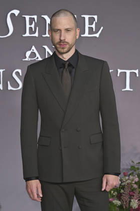 Herbert Nordrum at the premiere of the movie *Sense and Sensibility* at the United Theater in Los Angeles, October 7, 2026 Foto:xD.xStarbuckx xFuturexImagex sensuality_6044