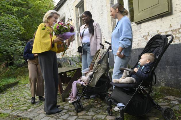 Queen Mathilde Visits Winners Of the 2026 Queen Mathilde Prize GREZ-DOICEAU, BELGIUM - OCTOBER 08: Queen Mathilde of Belgium pictured visiting two organizations that won the 2026 Queen Mathilde Prize : Vzw Alba, on October 08, 2026 in Grez-Doiceau, Belgium, 08 10 2026 Grez-Doiceau Belgium  Copyright: xPhilipxReynaersx