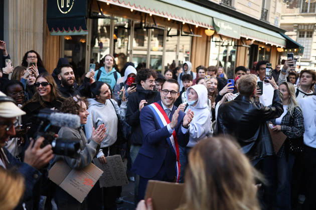 Catholic Institute of Paris Blockade - Paris La France Insoumise - Nouveau Front Populaire s MP Antoine Leaument pictured as students blocking campus of Catholic Institute of Paris ( Institut Catholique de Paris ) in Paris, on October 8, 2026 as they continue their protest to demand the hiring of substitute teachers, increased resources, and decent learning conditions. Photo by Raphael Lafargue ABACAPRESS.COM Paris Ile-de-France France Copyright: xLafarguexRaphael ABACAx