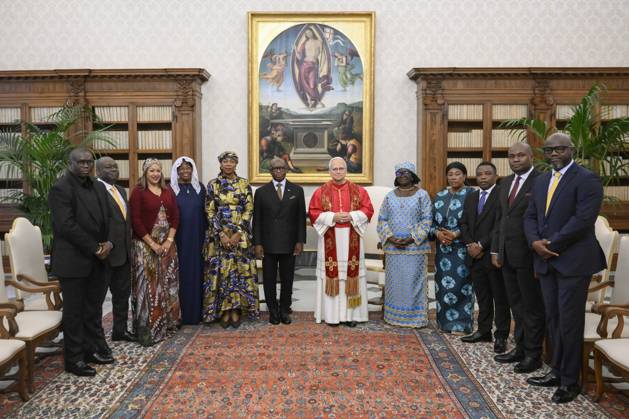 ITALY - POPE - VATICAN-2026 10 8 Italy, Rome, Vatican, 2026 10 8 Pope Leo XIV receives Mr. Julius Maada Bio, President of the Republic of Sierra Leone, in a private audience in Vatican . EDITORIAL USE ONLY - NO BOOKS Copyright: xVATICANxMEDIA xCatholicxPressxPhotox