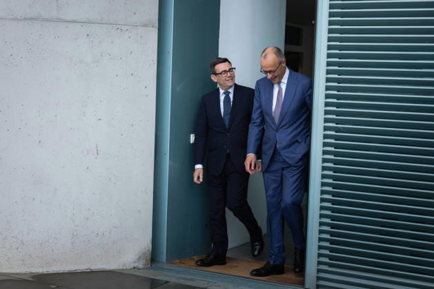 Chancellor Merz Welcomes British Prime Minister Burnham Germany, Berlin, October 8, 2026 Chancellor Friedrich Merz (CDU) welcomes Andrew Burnham, Prime Minister of the United Kingdom of Great Britain and Northern Ireland, on his inaugural visit to the Federal Chancellery