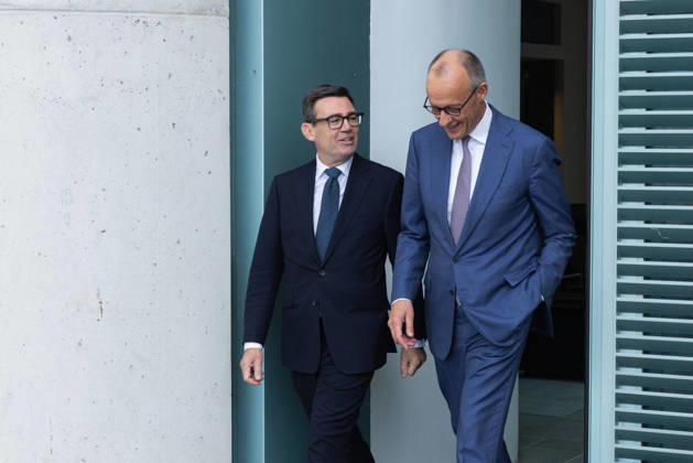 Chancellor Merz Welcomes British Prime Minister Burnham Germany, Berlin, October 8, 2026 Chancellor Friedrich Merz (CDU) welcomes Andrew Burnham, Prime Minister of the United Kingdom of Great Britain and Northern Ireland, on his inaugural visit to the Federal Chancellery