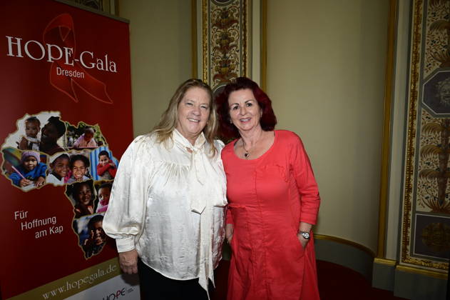 Kathy Kelly and Viola Klein at the press conference and presentation of the 16th HOPE Award for the 18th HOPE Gala in Dresden at the Schauspielhaus Dresden, Dresden, October 8, 2026 Copyright: xMatthiasxWehnertx
