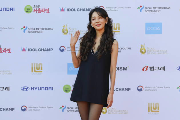 red carpet at Seoul Drama Awards in South Korea South Korean actress Han Go-eun poses for photos on the red carpet during the 21st Seoul International Drama Awards in Seoul, South Korea, on October 08, 2026. Seoul South Korea  Copyright: xMatrixxImages JungxUi-Chelx