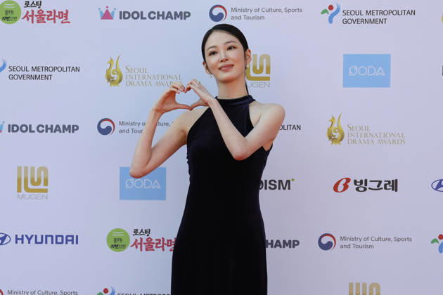 red carpet at Seoul Drama Awards in South Korea South Korean actress Choi Hyo-ju poses for photos on the red carpet during the 21st Seoul International Drama Awards in Seoul, South Korea, on October 08, 2026. Seoul South Korea  Copyright: xMatrixxImages JungxUi-Chelx