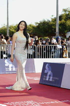 red carpet at Seoul Drama Awards in South Korea Singaporean actress Gladys Bay poses for photos on the red carpet during the 21st Seoul International Drama Awards in Seoul, South Korea, on October 08, 2026. Seoul South Korea  Copyright: xMatrixxImages JungxUi-Chelx
