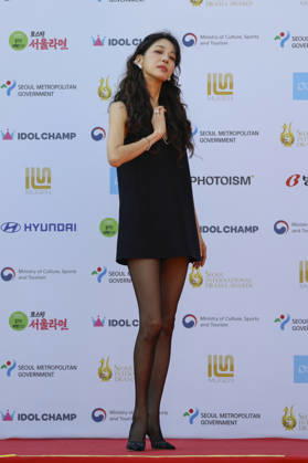red carpet at Seoul Drama Awards in South Korea South Korean actress Han Go-eun poses for photos on the red carpet during the 21st Seoul International Drama Awards in Seoul, South Korea, on October 08, 2026. Seoul South Korea  Copyright: xMatrixxImages JungxUi-Chelx