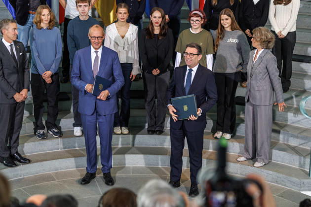Exchange of the instruments of ratification of the Kensington Treaty by Federal Chancellor Friedrich Merz (CDU) and the Prime Minister of the United Kingdom of Great Britain and Northern Ireland, Andrew Burnham Exchange of the instruments of ratification of the Kens