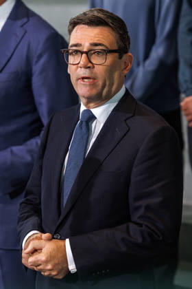 Exchange of the instruments of ratification of the Kensington Treaty by Federal Chancellor Friedrich Merz (CDU) and the Prime Minister of the United Kingdom of Great Britain and Northern Ireland, Andrew Burnham Exchange of the instruments of ratification of the Kens