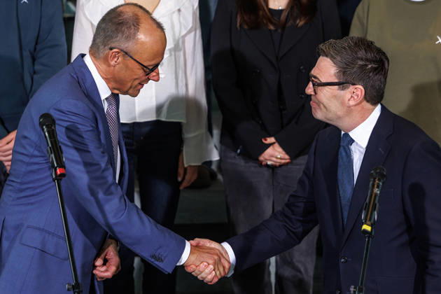 Exchange of the instruments of ratification of the Kensington Treaty by Federal Chancellor Friedrich Merz (CDU) and the Prime Minister of the United Kingdom of Great Britain and Northern Ireland, Andrew Burnham Exchange of the instruments of ratification of the Kens