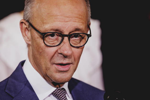 Friedrich Merz (CDU), Chancellor of Germany, photographed during a press conference with the British Prime Minister (not pictured) in Berlin, October 8, 2026, Berlin, Germany Copyright: xFlorianxGaertnerx
