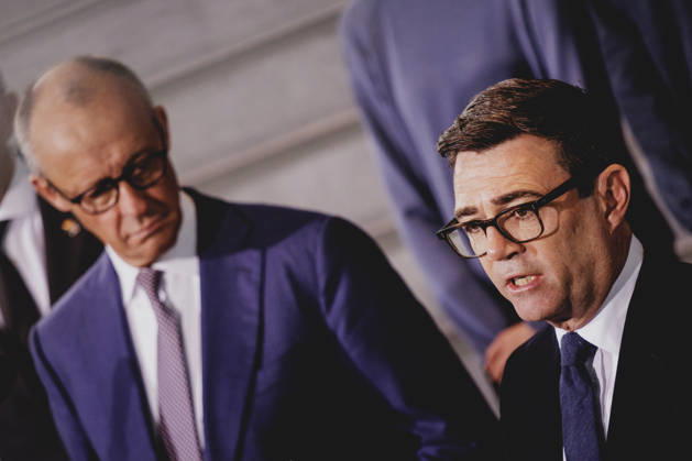 L R Friedrich Merz of the CDU, Chancellor of Germany, and Andrew Burnham, Prime Minister of the United Kingdom, photographed during a press conference in Berlin, October 8, 2026, Berlin, Germany Copyright: xFlorianxGaertnerx