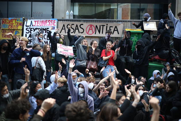 Catholic Institute of Paris and Paris-Panthéon-Assas Students Protest - Paris Blockade action near a building of the Pantheon Assas University during a student demonstration in Paris, on October 8, 2026, as part of a nationwide protest movement over learning conditions. Photo by Raphael Lafargue ABACAPRESS.COM Paris France Copyright: xLafarguexRaphael ABACAx