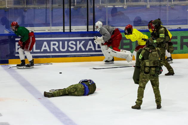 BELARUS, MINSK - OCTOBER 8, 2026: The final phase of the Eurasia-Antiterror 2026 counter-terrorism exercise by relevant agencies of the CIS and SCO member states. The drill is held as part of the 2026 CIS and SCO Counter-Terrorism Forum. Maxim Malinovsky TASS  98944558