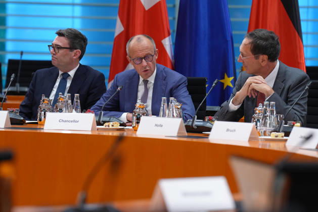 Regional Economic Forum with Chancellor Merz and British Prime Minister Andrew Burnham: Chancellor Friedrich Merz and Andrew Burnham, Prime Minister of the United Kingdom of Great Britain and Northern Ireland, at the opening of the joint regional economic forum at the Federal Chancellery, October 8, 2026, Berlin, Germany