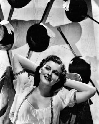 Ruth Hussey... charming Metro-Goldwyn-Mayer actress who is assigned to a number of leading feminine roles for the forthcoming film season. October 1, 1946.  Copyright: xCopyrightxUnknownx 5513-81309396