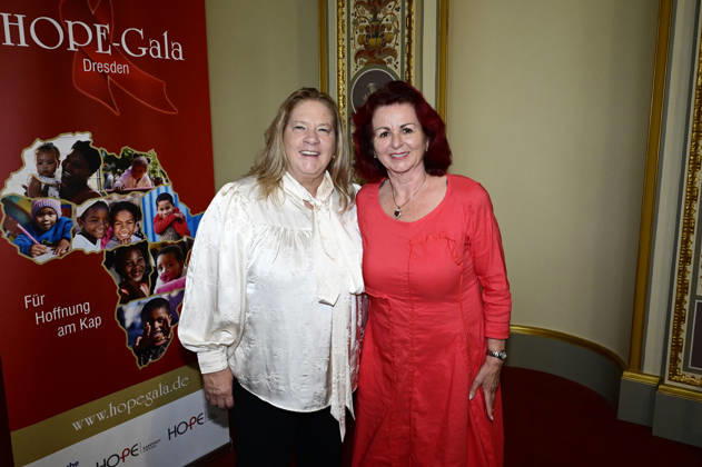 Kathy Kelly and Viola Klein at the press conference and presentation of the 16th HOPE Award for the 18th Hope Gala 2026 at the Schauspielhaus Dresden, Dresden, October 8, 2026 Foto:xM.xWehnertx xFuturexImagex hope_pk_6013