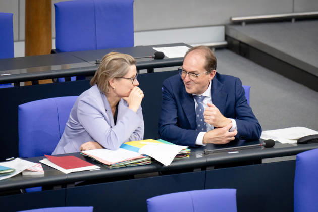 Alexander Dobrindt, Federal Minister of the Interior; Stefanie Hubig, Federal Minister of Justice and Consumer Protection; Reichstag Building; Bundestag; session week; Alexander Dobrindt, Federal Minister of the Interior; Stefanie Hubig, Federal Minister of Justice and Consumer Protection; Berlin, Berlin, GER