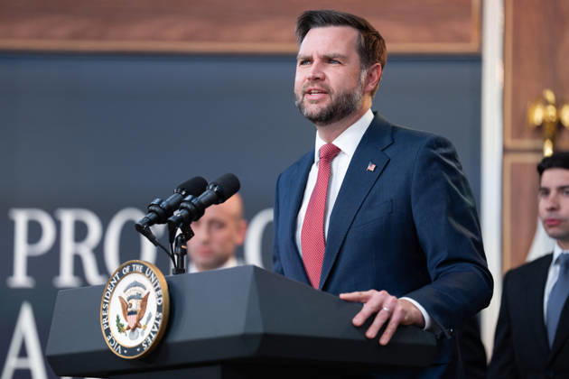 JD Vance During Immigration Program Announcement - Washington Vice President JD Vance gives remarks during an announcement in the South Court Auditorium of the Eisenhower Executive Office Building at the White House in Washington, DC, US, on Thursday, Oct. 8, 2026. The Trump administration said Thursday that it would suspend an immigration program for multiple tech firms, including Microsoft Corp., alleging widespread abuse of a worker visa system. Photo by Aaron Schwartz Pool ABACAPRESS.COM Washington District of Columbia Copyright: xPool ABACAx