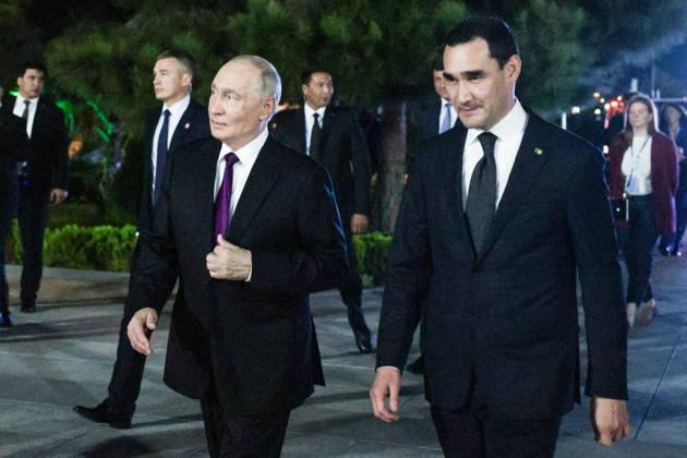 TURKMENISTAN, BALKAN PROVINCE - OCTOBER 8, 2026: Serdar Berdimuhamedow, President of Turkmenistan, welcomes his counterpart Vladimir Putin (R-L front) of Russia ahead of a meeting of the CIS (Commonwealth of Independent States) Council of Heads of State in Turkmenbasy Turkmenistan - ZUMAt113 20261008_zaa_t113_544 Copyright: xGavriilxGrigorovx