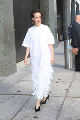 October 8, 2026, New York, New York, USA: SARAH PAULSON arrives at ABC Studios New York USA  - ZUMAh16_ 20261008_zaf_h16_053 Copyright: xDanxHerrickx