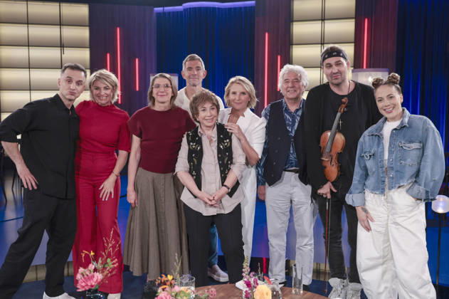 Özcan Cosar, Sabine Heinrich, Ronja Schnabel, Micky Beisenherz, Elfie Donnelly, Susan Link, Ronald Schnabel, David Garrett, and LaFee during the taping of the WDR talk show Kölner Treff at WDR Studio BS 3 in Cologne, October 8, 2026 Foto:xR.xSchmiegeltx xFuturexImagex koelner_treff0810_6002