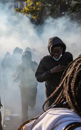 High School And University Student Protest - Paris High school students struggle to breathe amid tear gas during a protest at Place de la Bastille in Paris, France on October 8, 2026. Photo by Fabrice Sapte ABACAPRESS.COM Paris France Copyright: xSaptexFabrice ABACAx