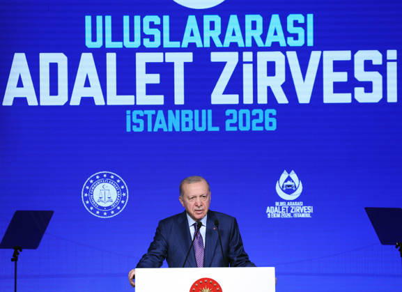 Turkish President Recep Tayyip Erdogan ISTANBUL, TURKIYE - OCTOBER 9:(----EDITORIAL USE ONLY - MANDATORY CREDIT - TURKISH PRESIDENCY MURAT KULA HANDOUT - NO MARKETING NO ADVERTISING CAMPAIGNS - DISTRIBUTED AS A SERVICE TO CLIENTS----) Turkish President Recep Tayyip Erdogan gives a speech during the International Justice Summit at Ciragan Palace in Istanbul, Turkiye on October 9, 2026. TUR Presidency Murat Kula Handout Anadolu Istanbul Turkey. Editorial use only. Please get in touch for any other usage.  Copyright: x2026xAnadoluxTURxPresidencyx xMuratxKulax xHandoutx