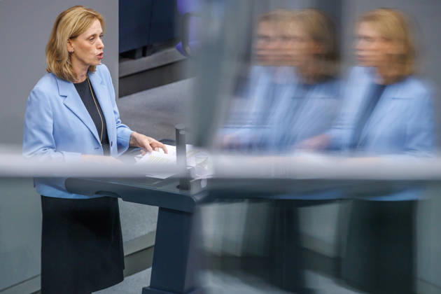 Bundestag: Karin Prien (CDU), Federal Minister for Family Affairs, at the German Bundestag on October 9, 2026, in Berlin, Berlin, Berlin, Germany, Bundestag